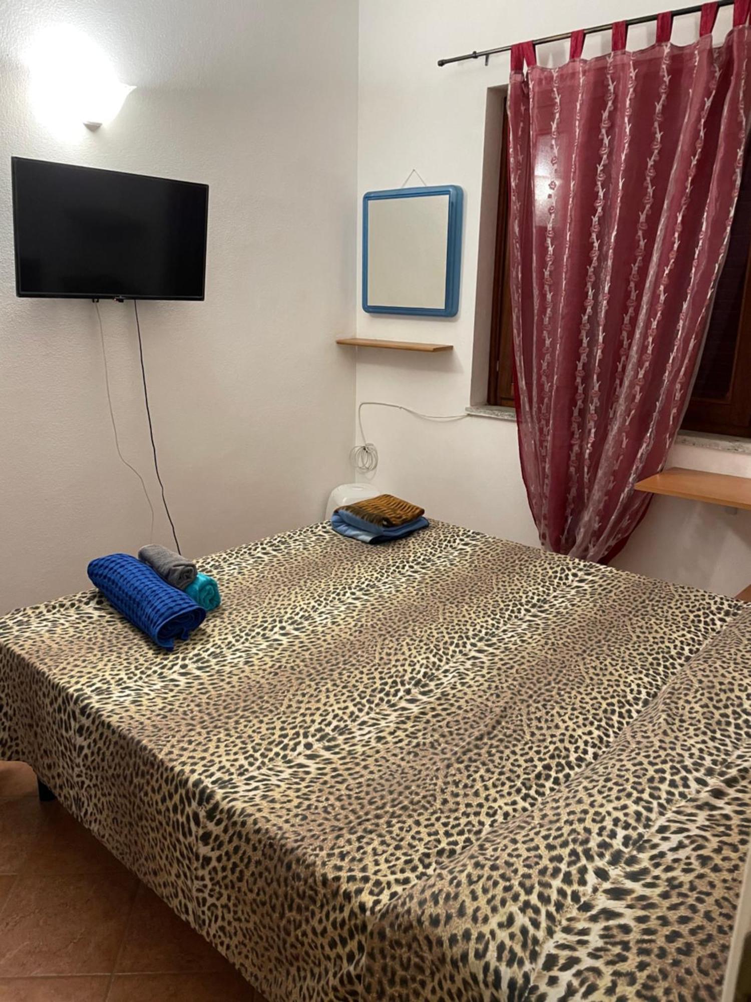 Airport25Minwalk-Bigpoolopentill15Septemberlive-Late-Checkin-Free-From 7-Till9Pm-After 9Pm Extracharge-Topay-Included-Economic-Shuttle-Late Check Out-Assistance To-Rentcar&Save Money During Journey 5Minbywalktoccenter2Mbywalktotouristicport5Minbywalk Olbia Kültér fotó